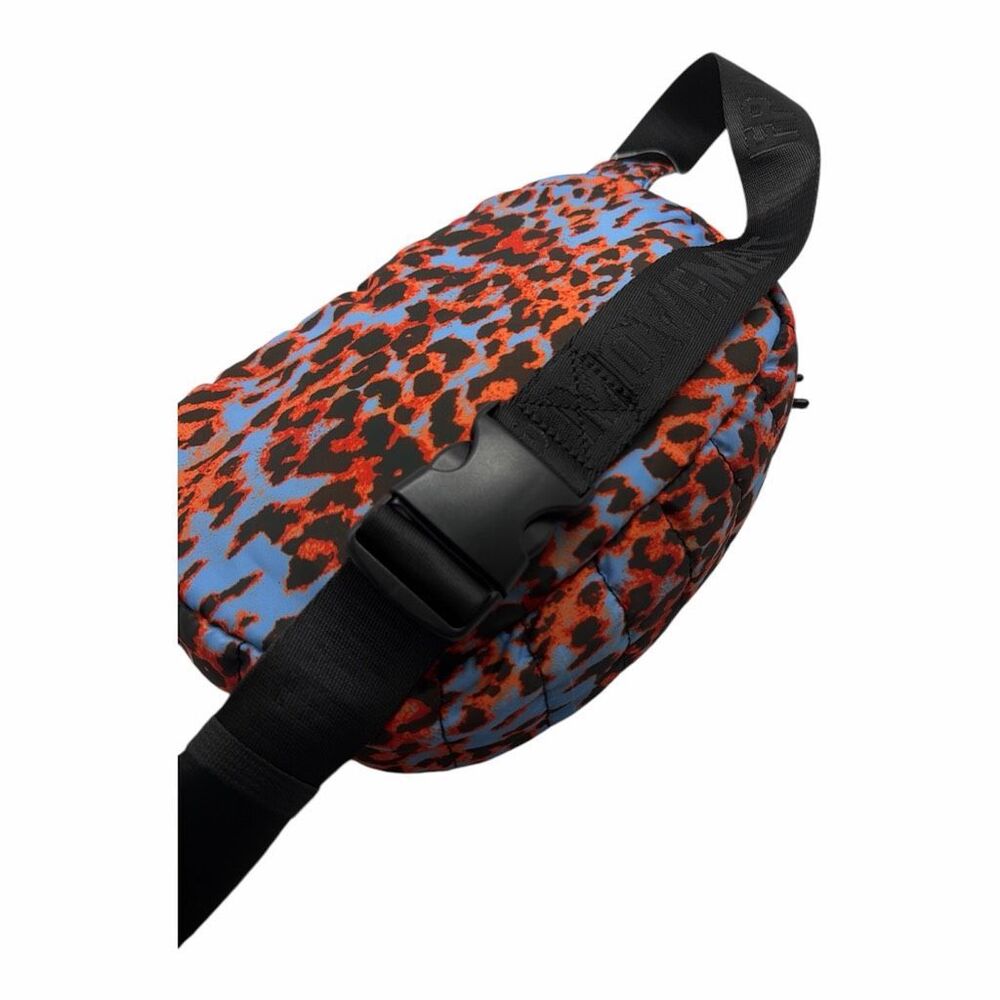 New FP Movement Free People Quilted Sling Belt Bag Sci Fi Animal Print NWOT - Picture 2 of 3